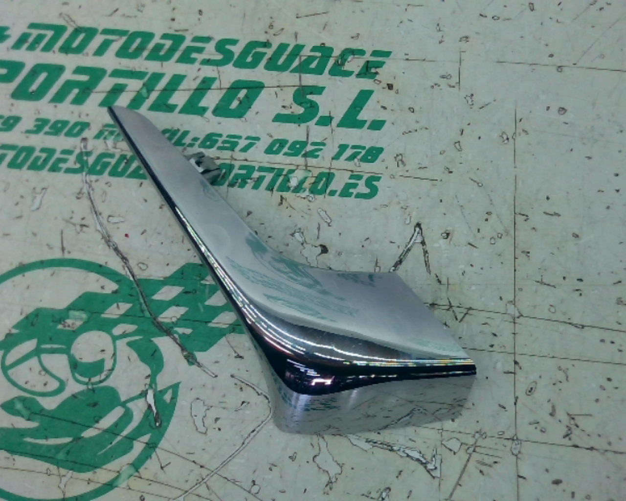 Embellecedor lateral derecho  Piaggio liberty 125 i 2023 (2023-2024)