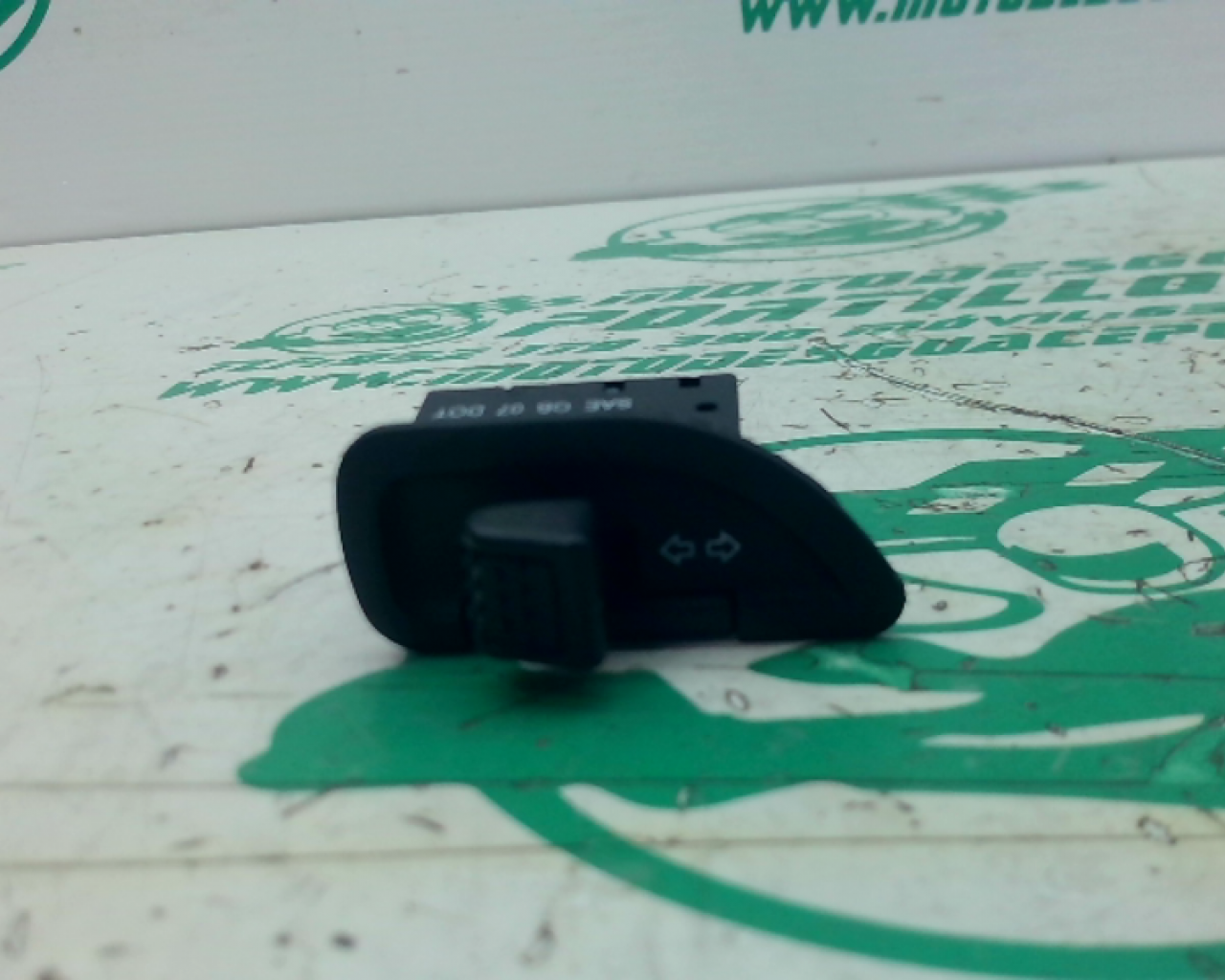 Interruptor de intermitente Piaggio liberty 125 i 2023 (2023-2024)