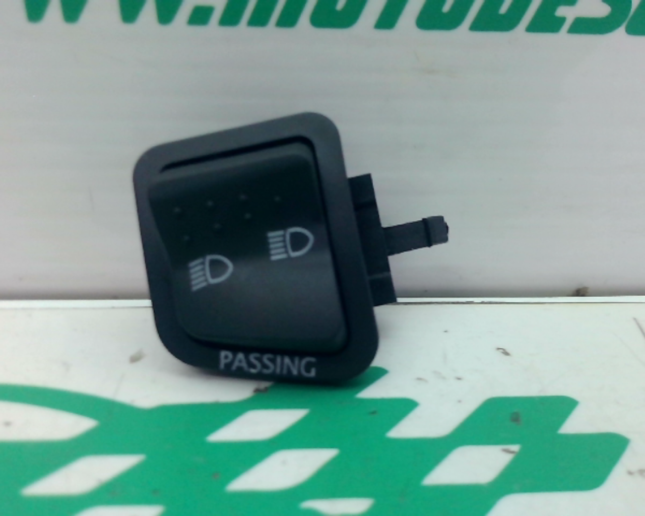 Interruptor de luz larga/corta Piaggio liberty 125 i 2023 (2023-2024)