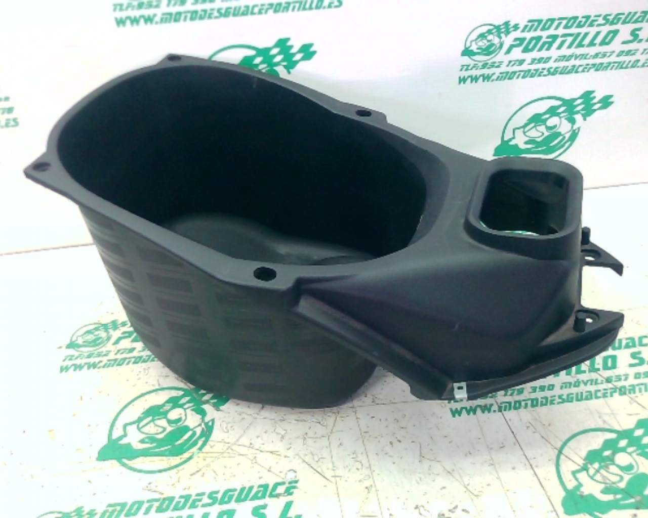 Porta-casco Piaggio liberty 125 i 2023 (2023-2024)