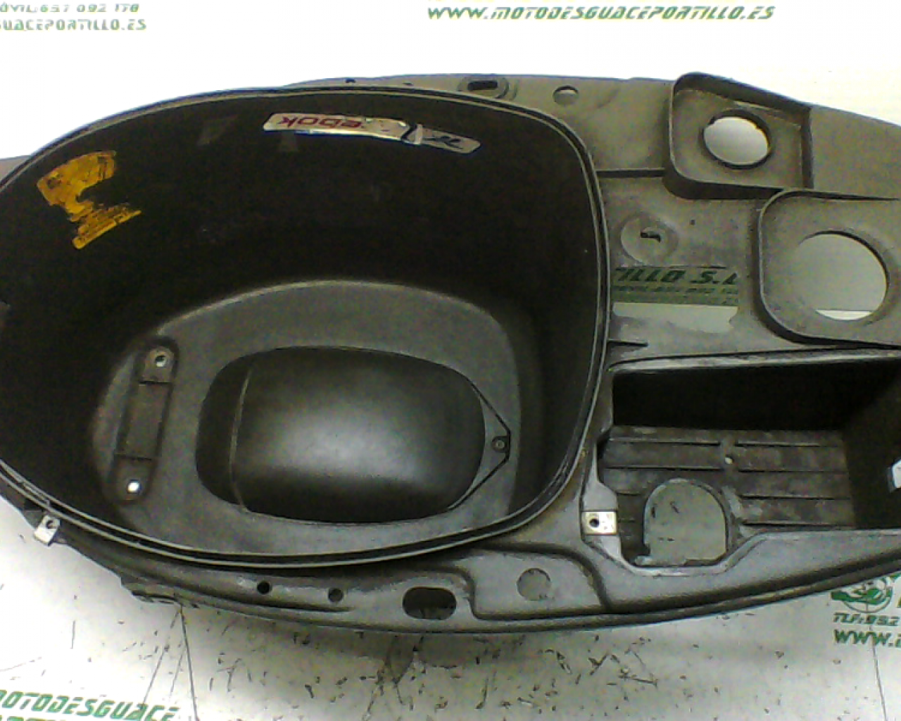 Porta-casco Piaggio NRG MC2   50 (2000-2003)