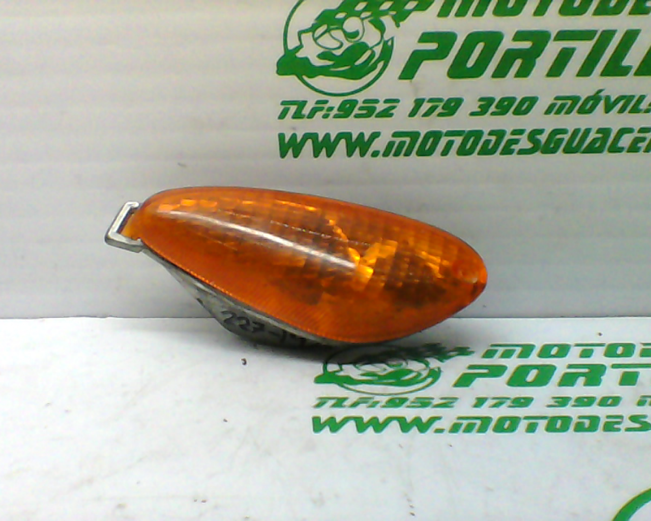 Intermitente trasero izquierdo Piaggio NRG MC3  50 (2003-2004)