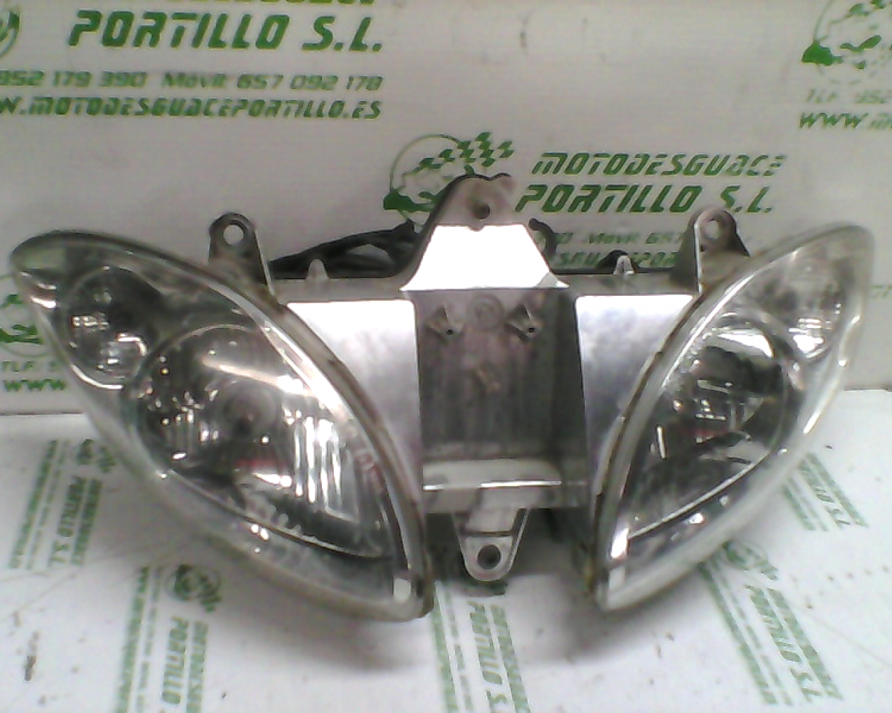 Faro delantero Piaggio X9 250 (2002-2003)