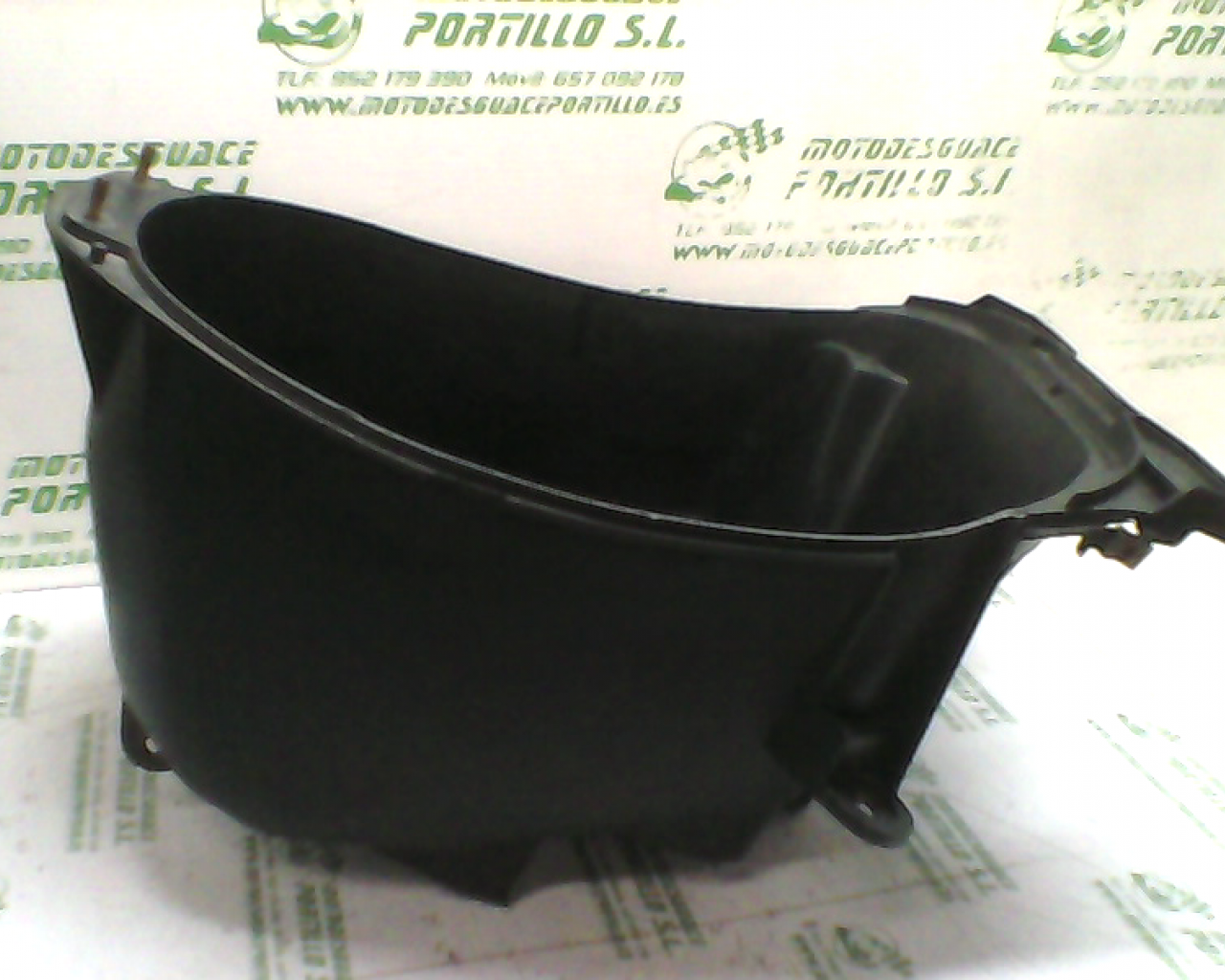 Porta-casco PIONNER QM-125-T (2009-2010)