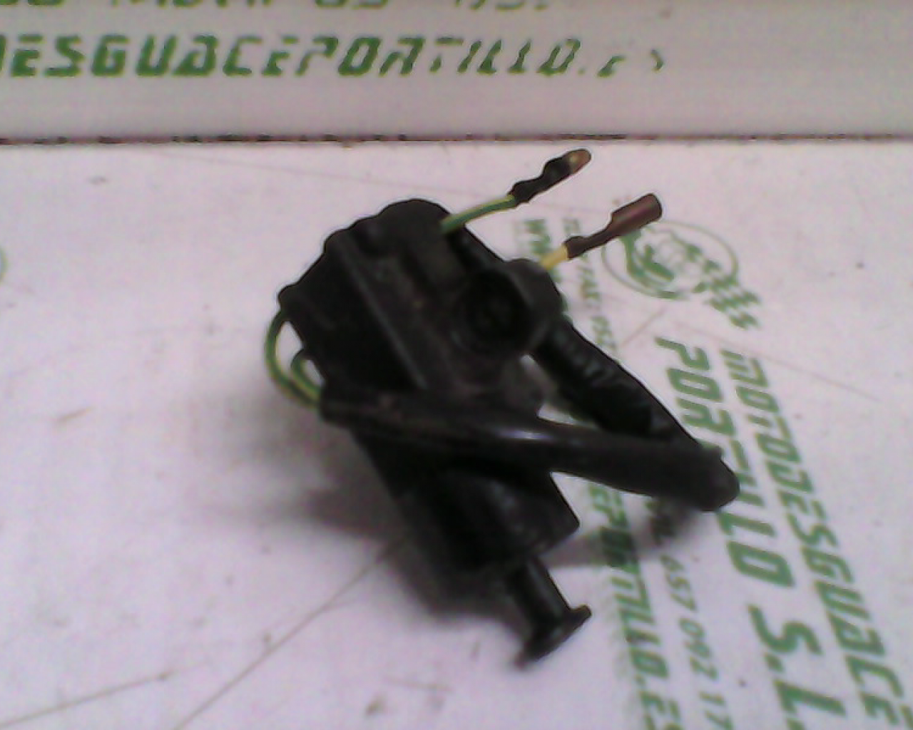 Sensor de patilla lateral PIONNER QM-125-T (2009-2010)