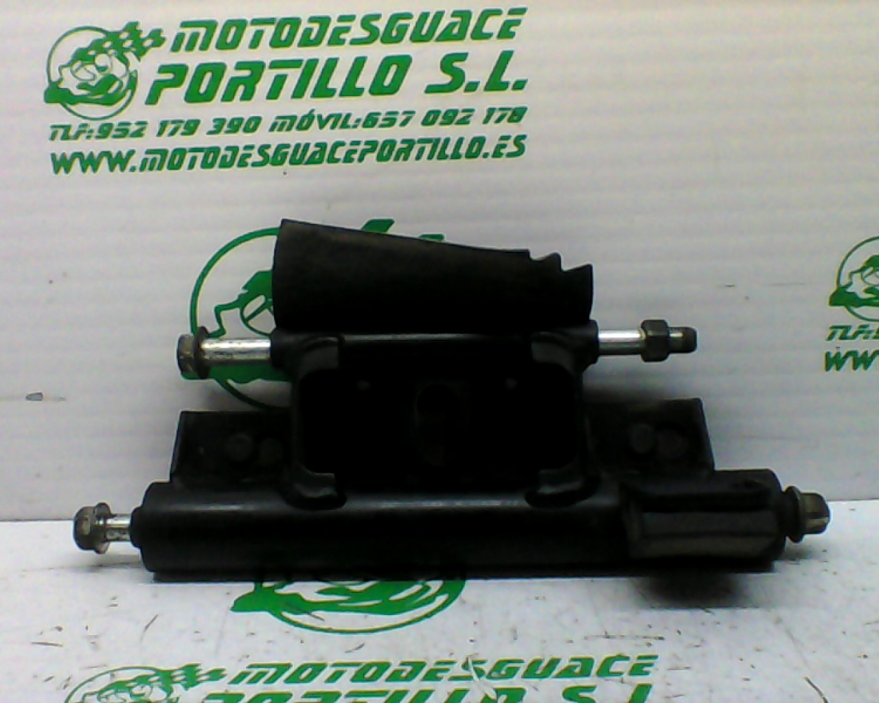 Soporte de motor Suzuki BURGMAN 125 - 15 (2015-2017)