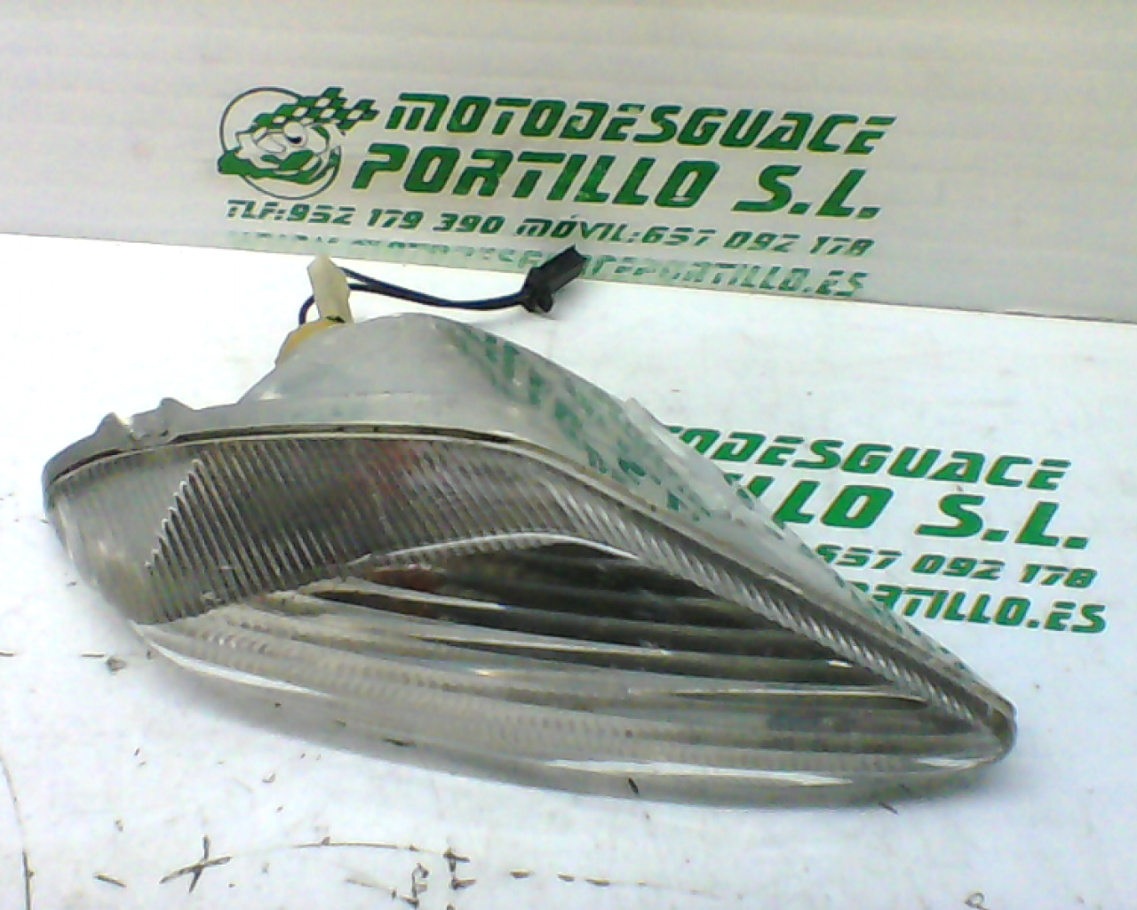 Intermitente delantero izquierdo Suzuki Burgman 125 (2002-2006)