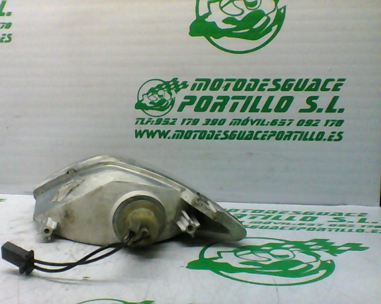 Intermitente delantero izquierdo Suzuki Burgman 125 (2002-2006)