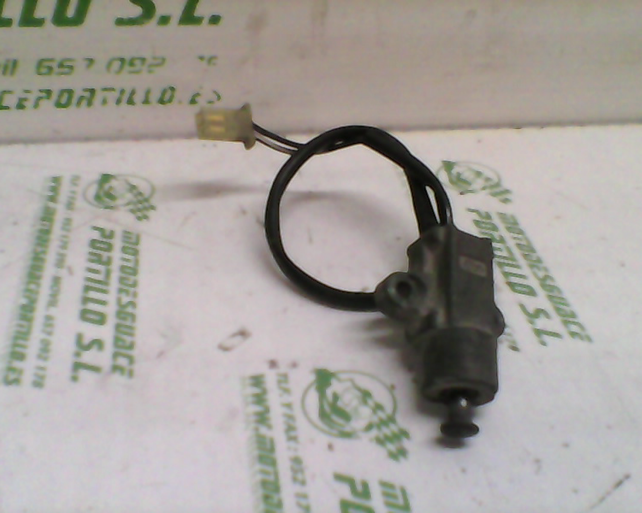 Sensor de patilla lateral Suzuki Burgman 125 (2002-2006)