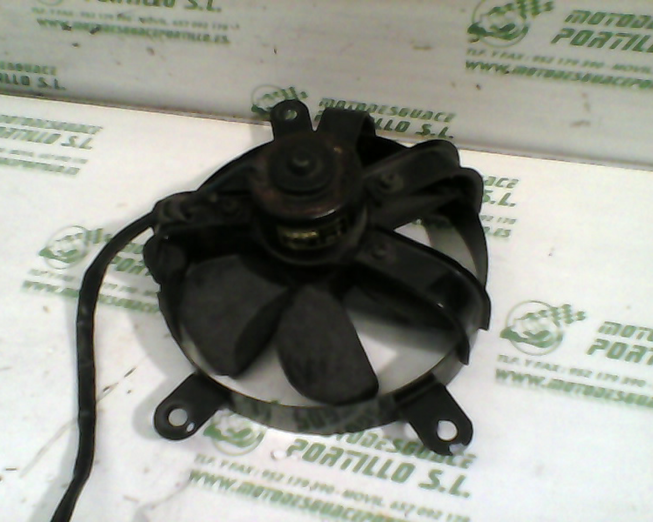 Ventilador del radiador Suzuki Burgman 250 (1999-2001)