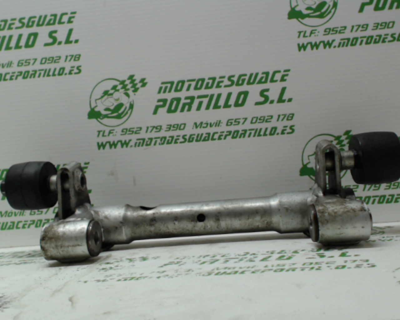 Soporte de motor Suzuki Burgman 250 i (2005-2009)