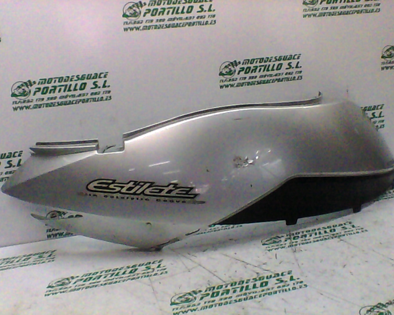 Carcasa lateral derecha Suzuki Estilete  50 (2000-2001)