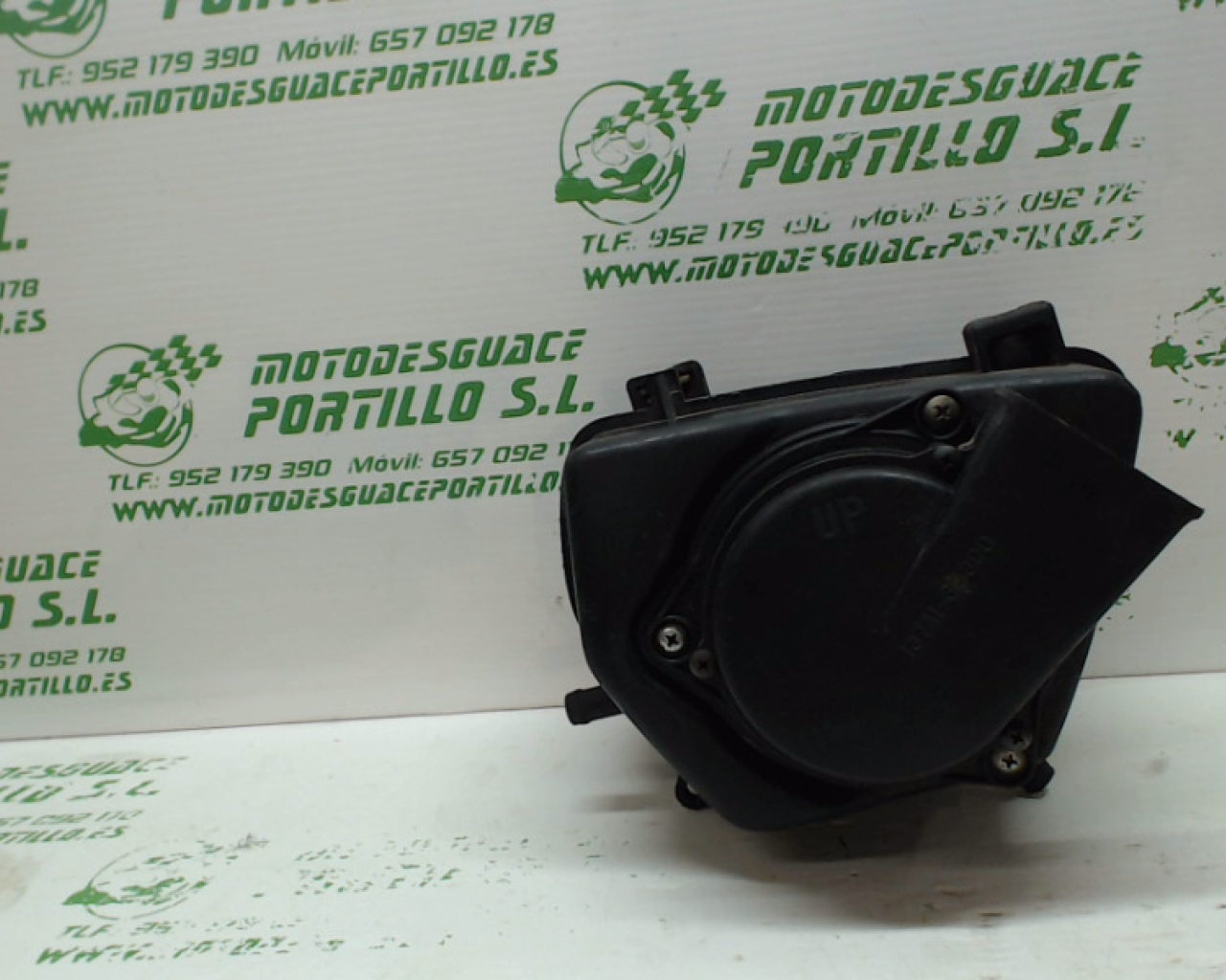 Caja filtro Suzuki GN 250 (1999-2000)