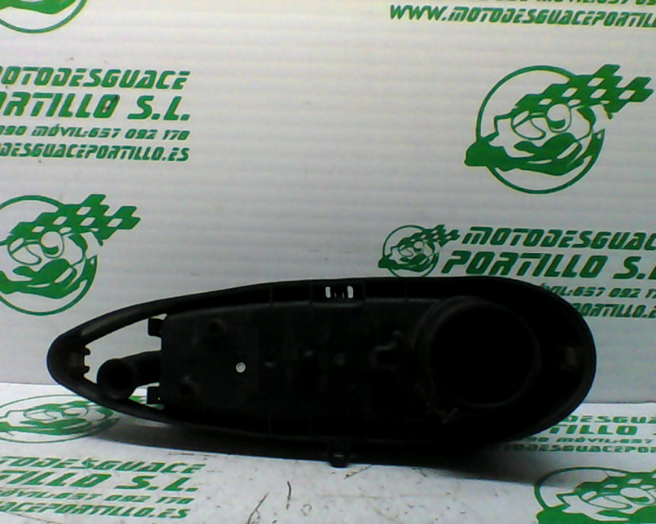 Caja de filtro  Suzuki Intruder 250 (2006-2007)