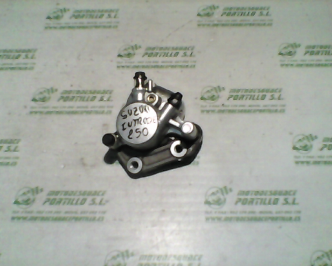 Pinza de freno delantera Suzuki Intruder 250 (2006-2007)