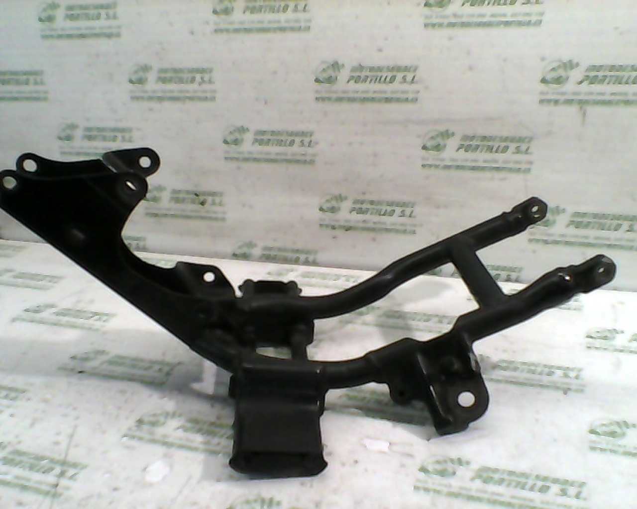 Soporte de motor Suzuki Marauder 125 (2005-2006)