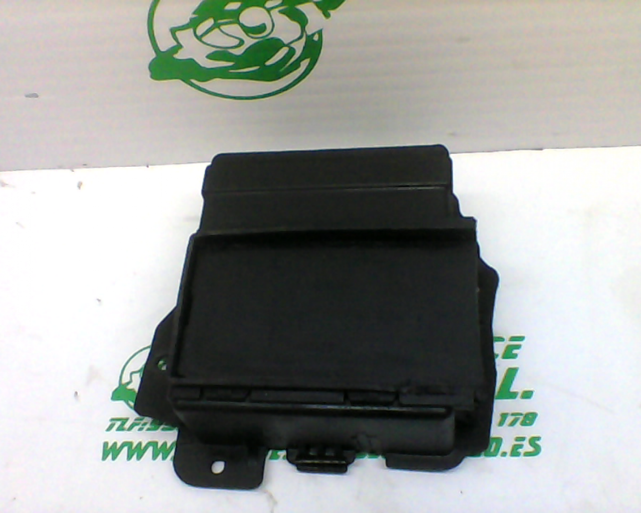 Caja batería Suzuki RV 125 (2004-2006)