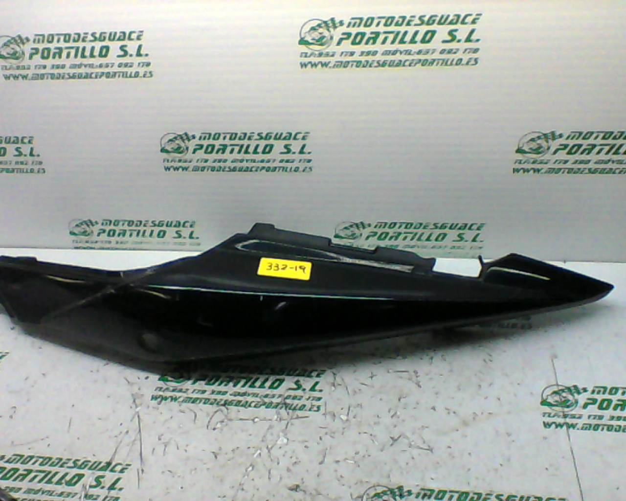 Carcasa lateral trasera izquierda Suzuki SV 650 S (2004-2005)