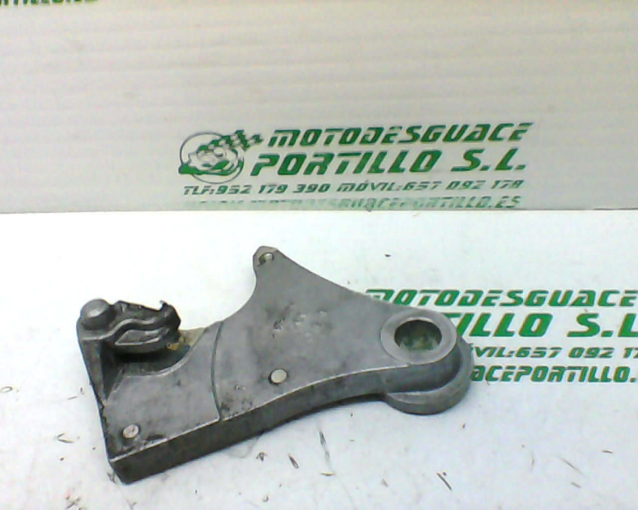 Soporte de pinza freno trasera Suzuki V Strom 650 (2005-2007)