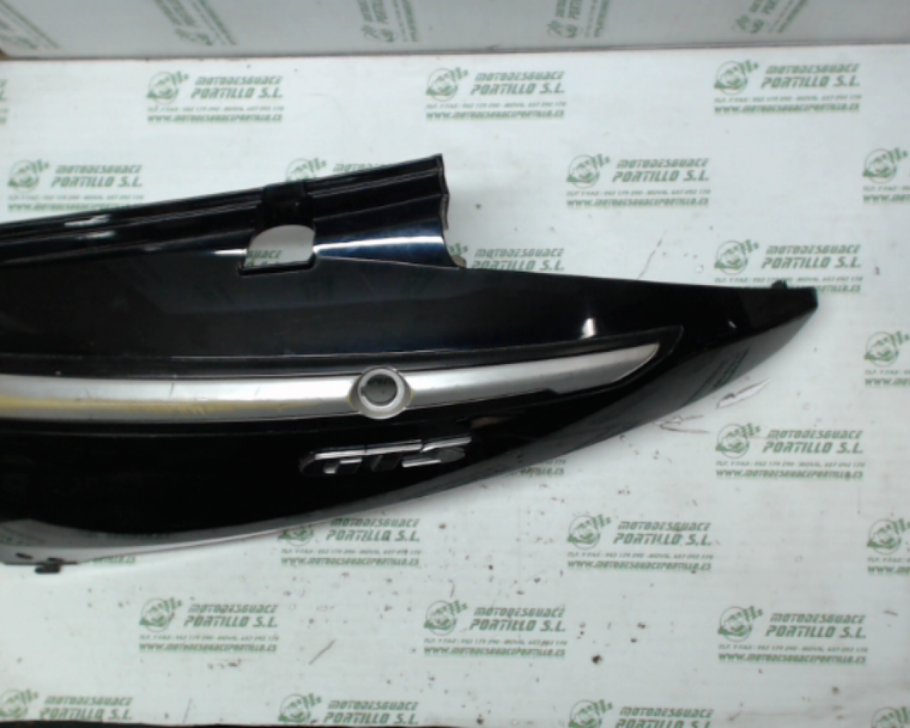 Carcasa lateral trasera izquierda Sym Gts 125 (2010-2011)