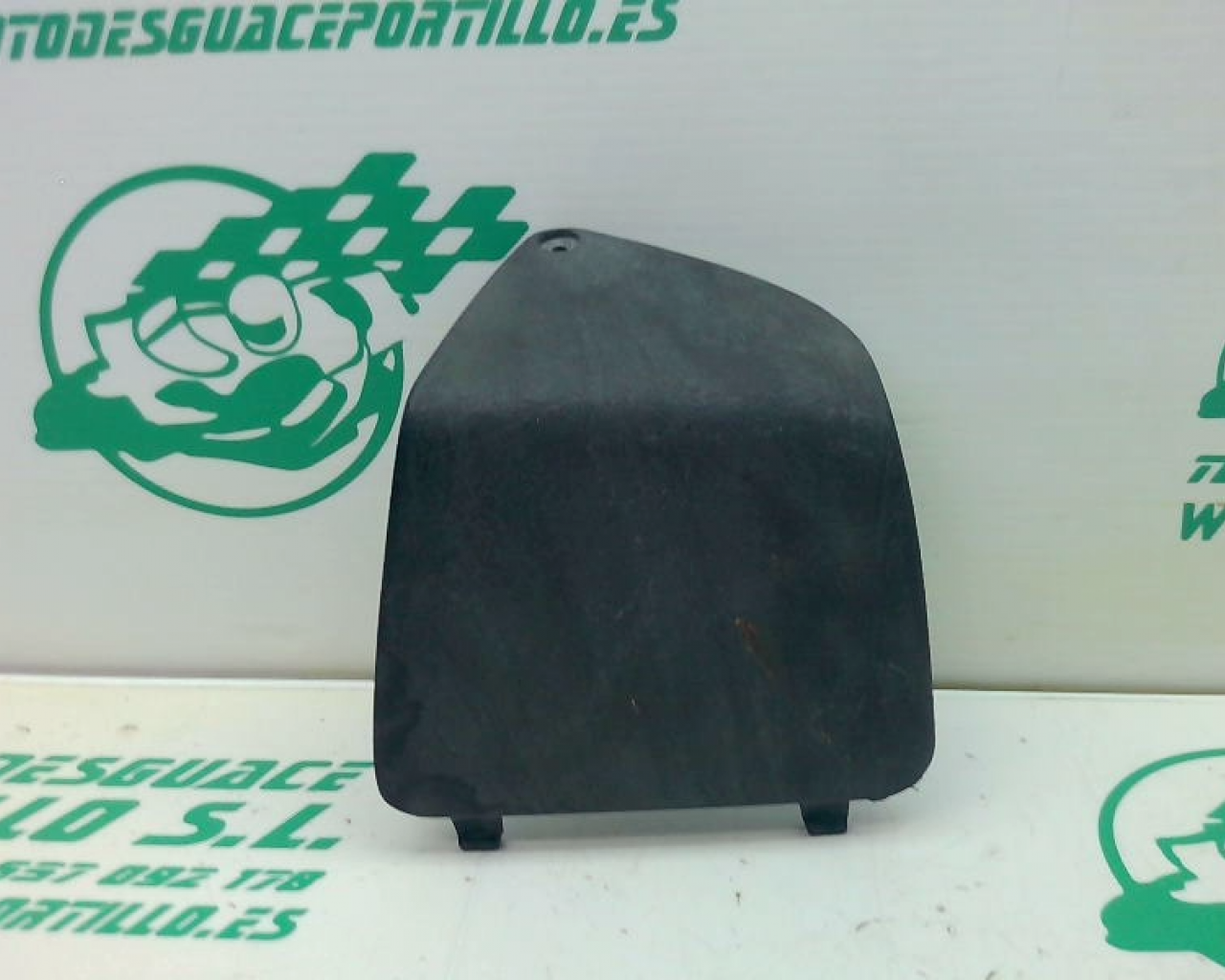 Tapa Bote Expansor  Vespa Granturismo 125 (2005-2006)