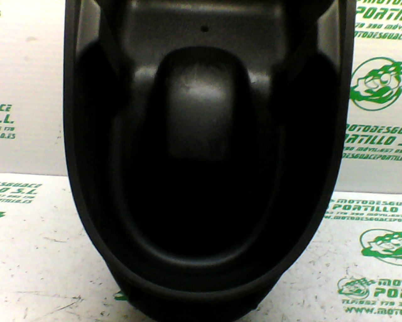 Porta-casco Vespa GT 200 L (2004-2006)