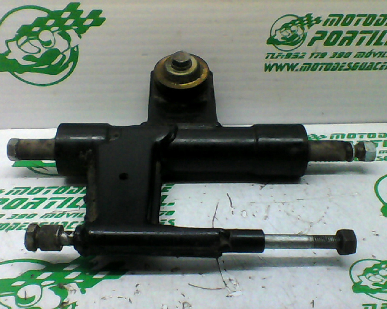 Soporte de motor Vespa Lx50 4T (2005-2009)