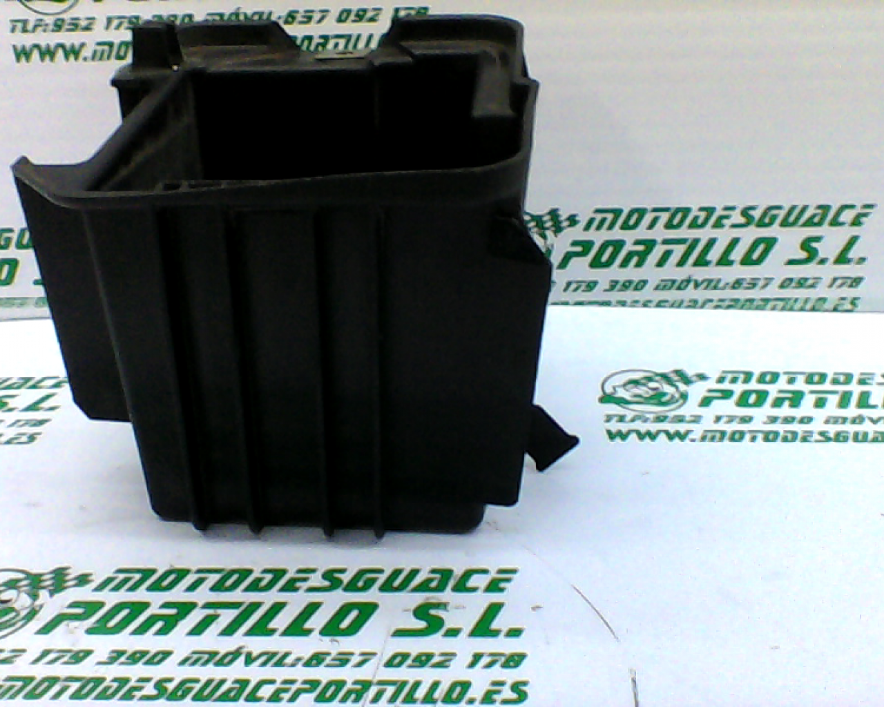 Caja batería Yamaha Cygnus x 125  (2004-2004)