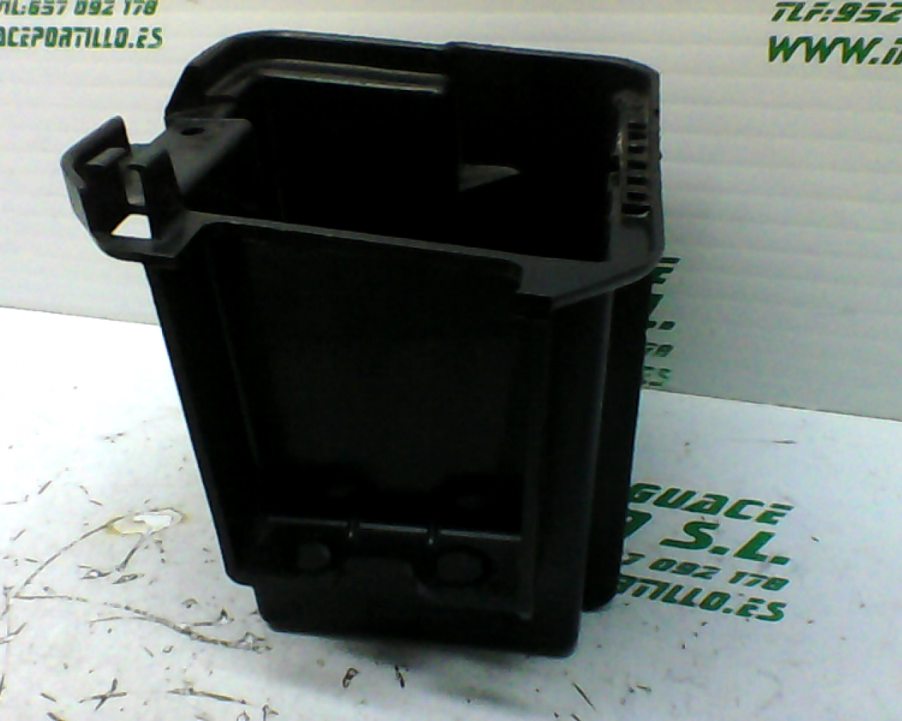 Caja batería Yamaha Cygnus x 125  (2004-2004)