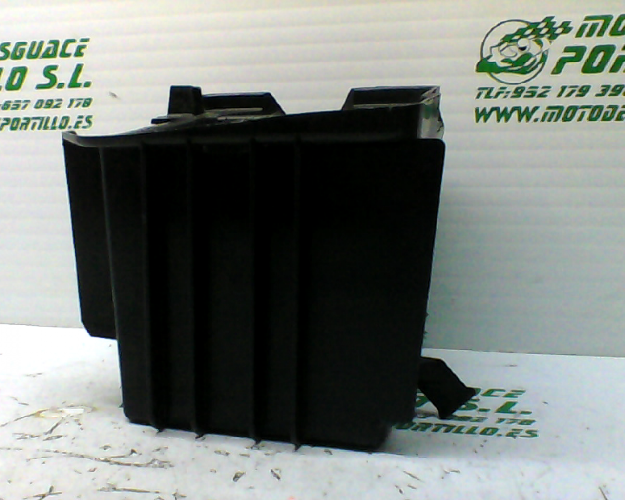 Caja batería Yamaha Cygnus x 125  (2004-2004)