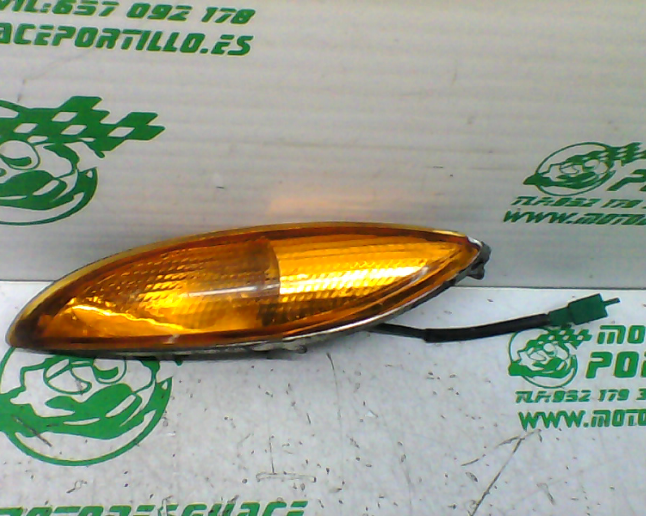 Intermitente delantero izquierdo Yamaha FLAME 125R 97-00 (1997-2000)