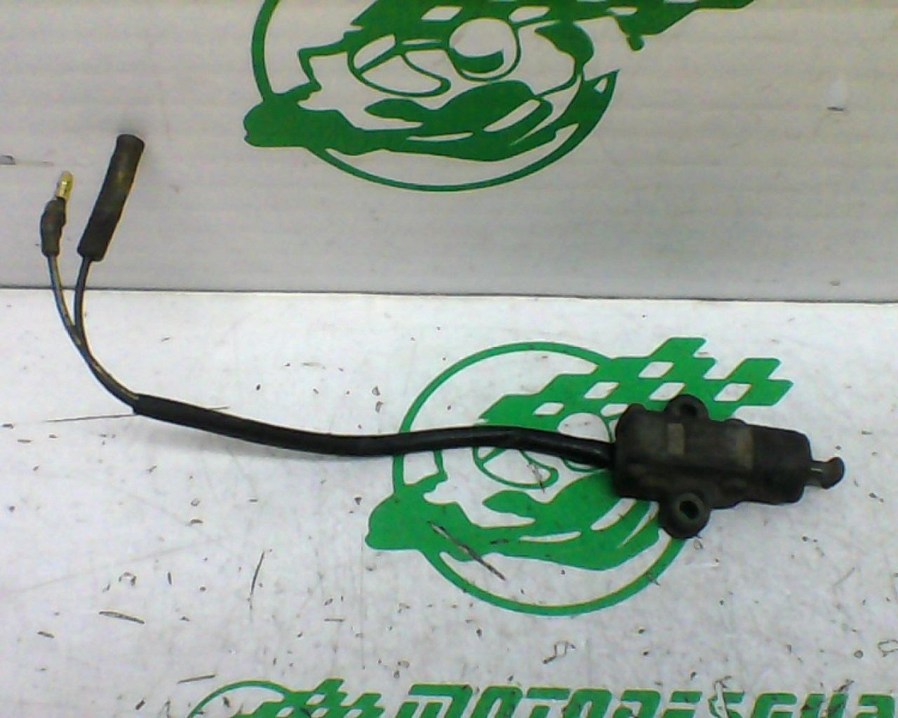 Sensor de patilla lateral Yamaha FLAME 125R 97-00 (1997-2000)