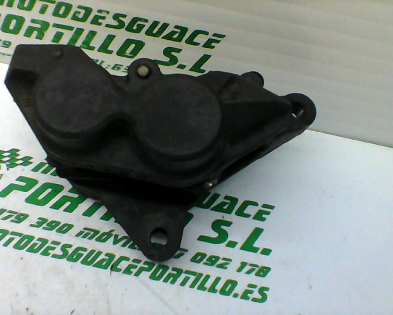 Pinza de freno delantera izquierda Yamaha FZ1-N (2007-2009)