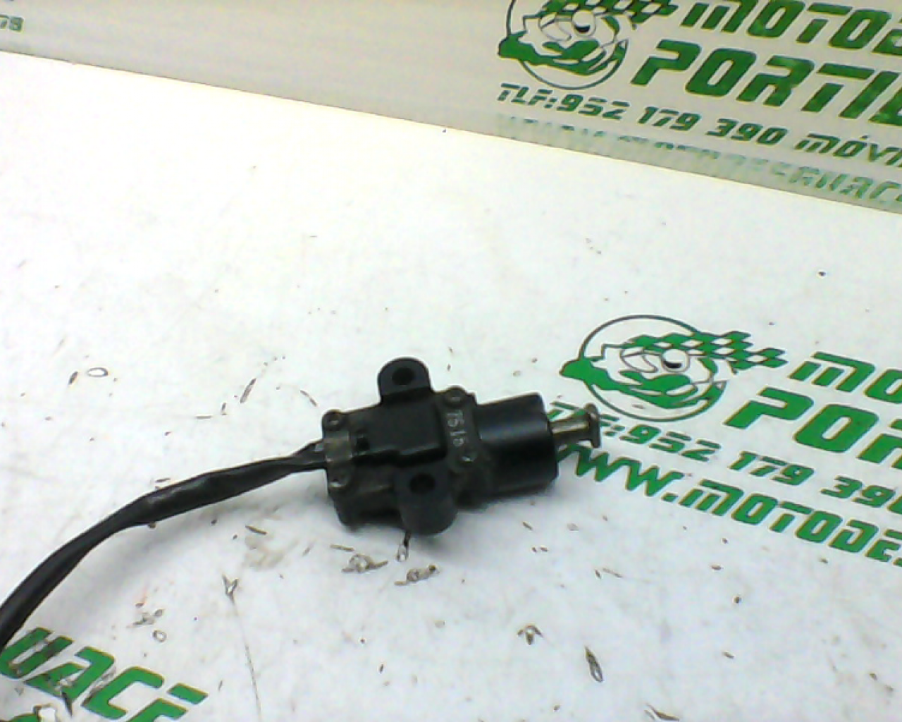 Sensor de patilla lateral Yamaha FZ1-N (2007-2009)