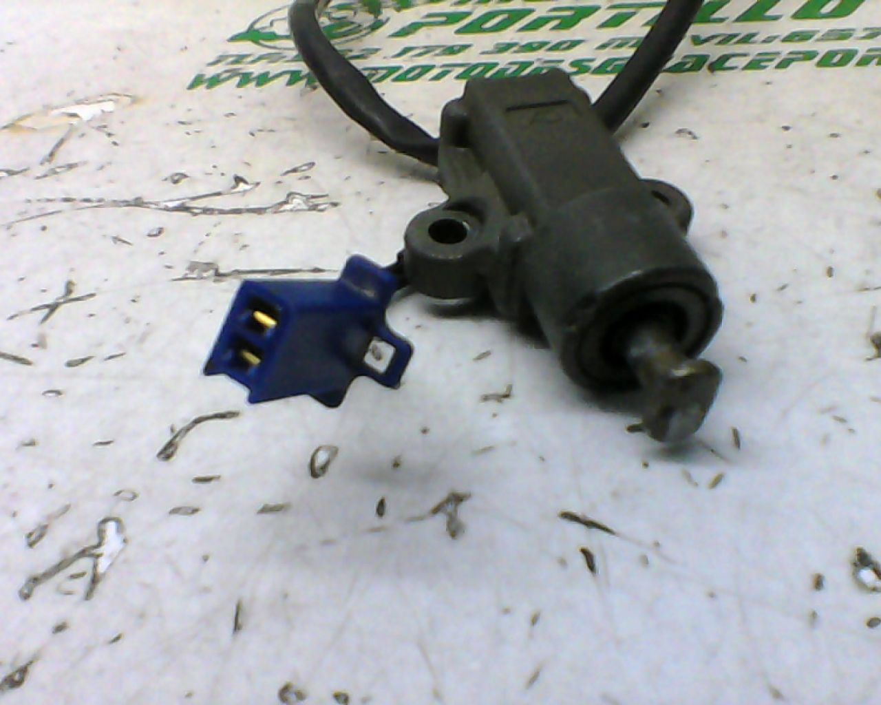 Sensor de patilla lateral Yamaha Majesty 125 (2005-2007)