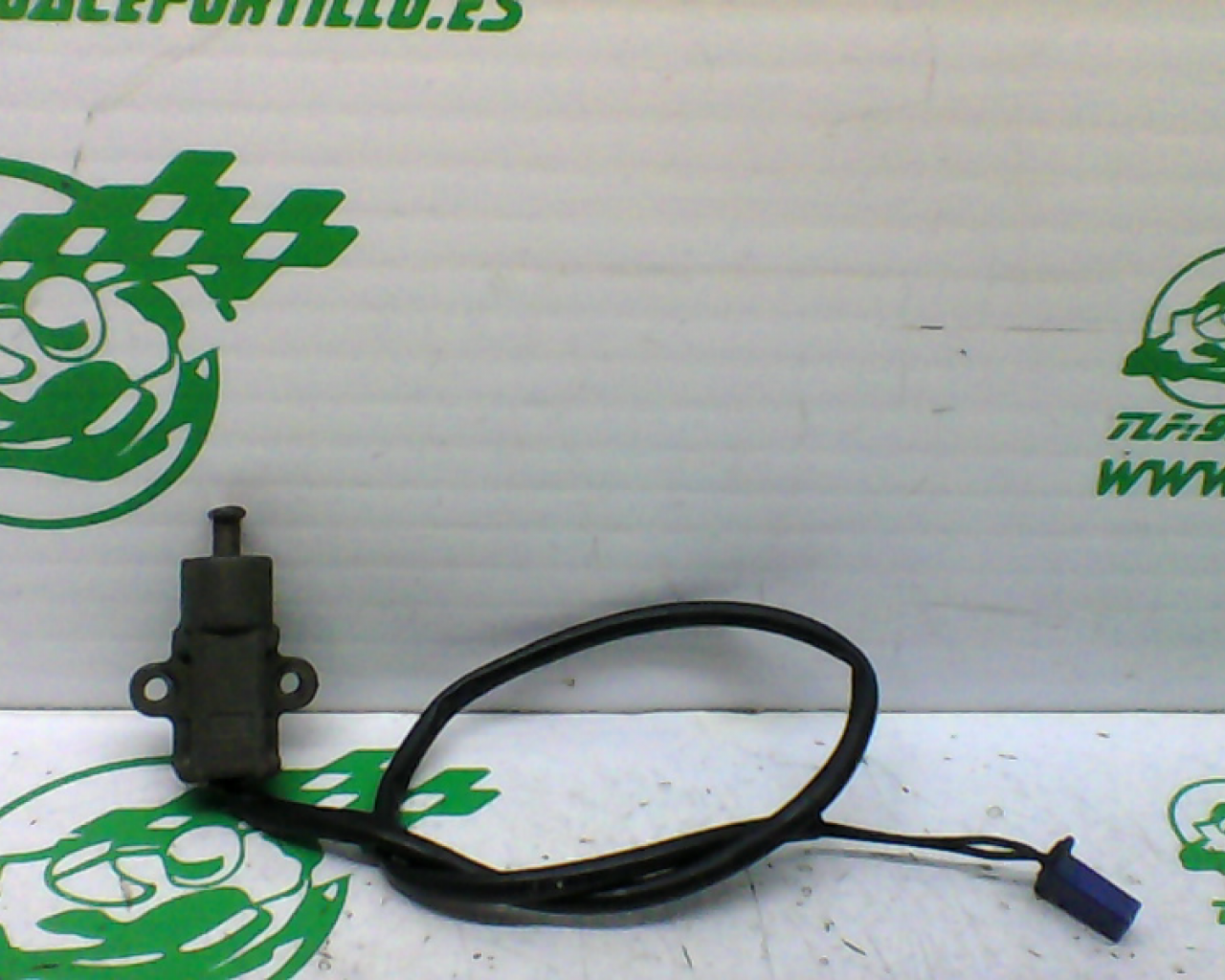 Sensor de patilla lateral Yamaha Majesty 125 (2005-2007)