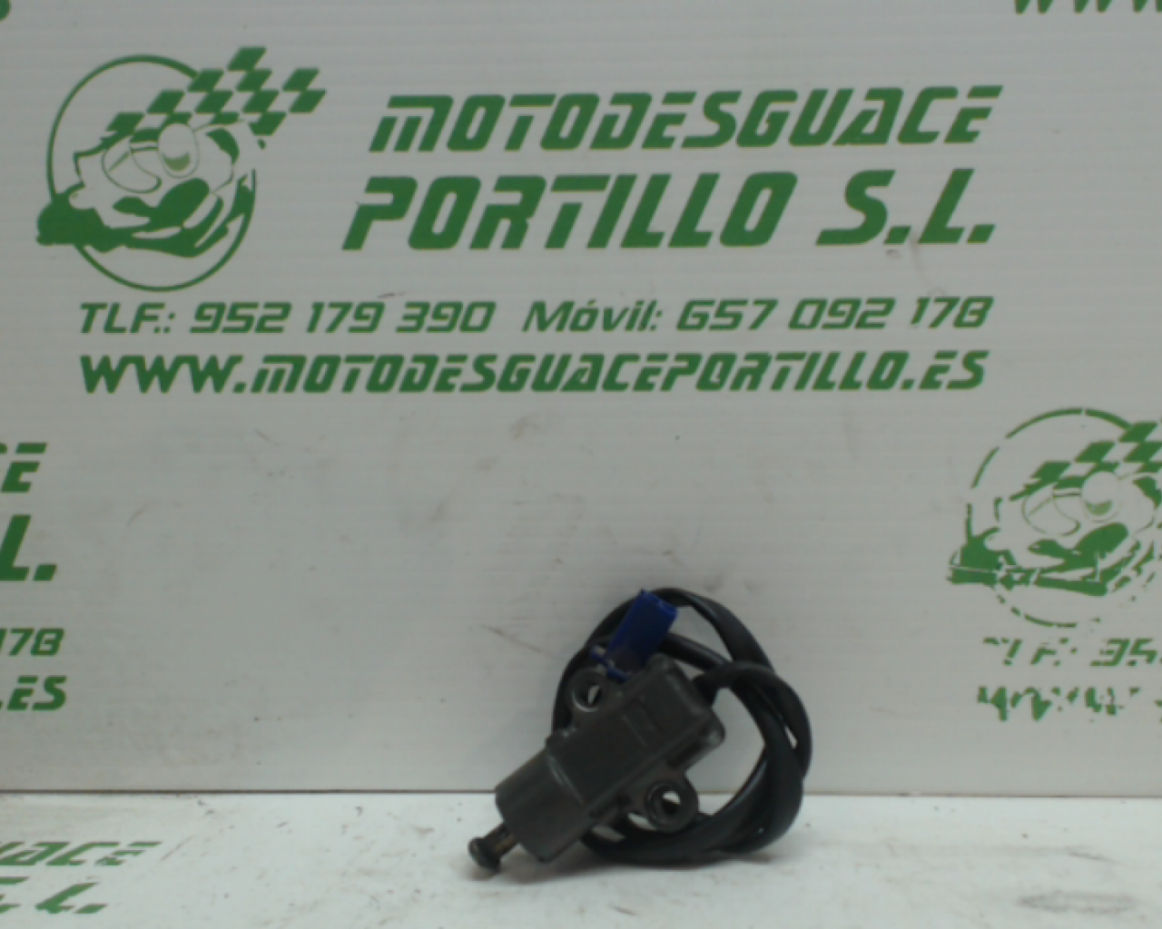 Sensor de patilla lateral Yamaha Majesty 125 (2005-2007)