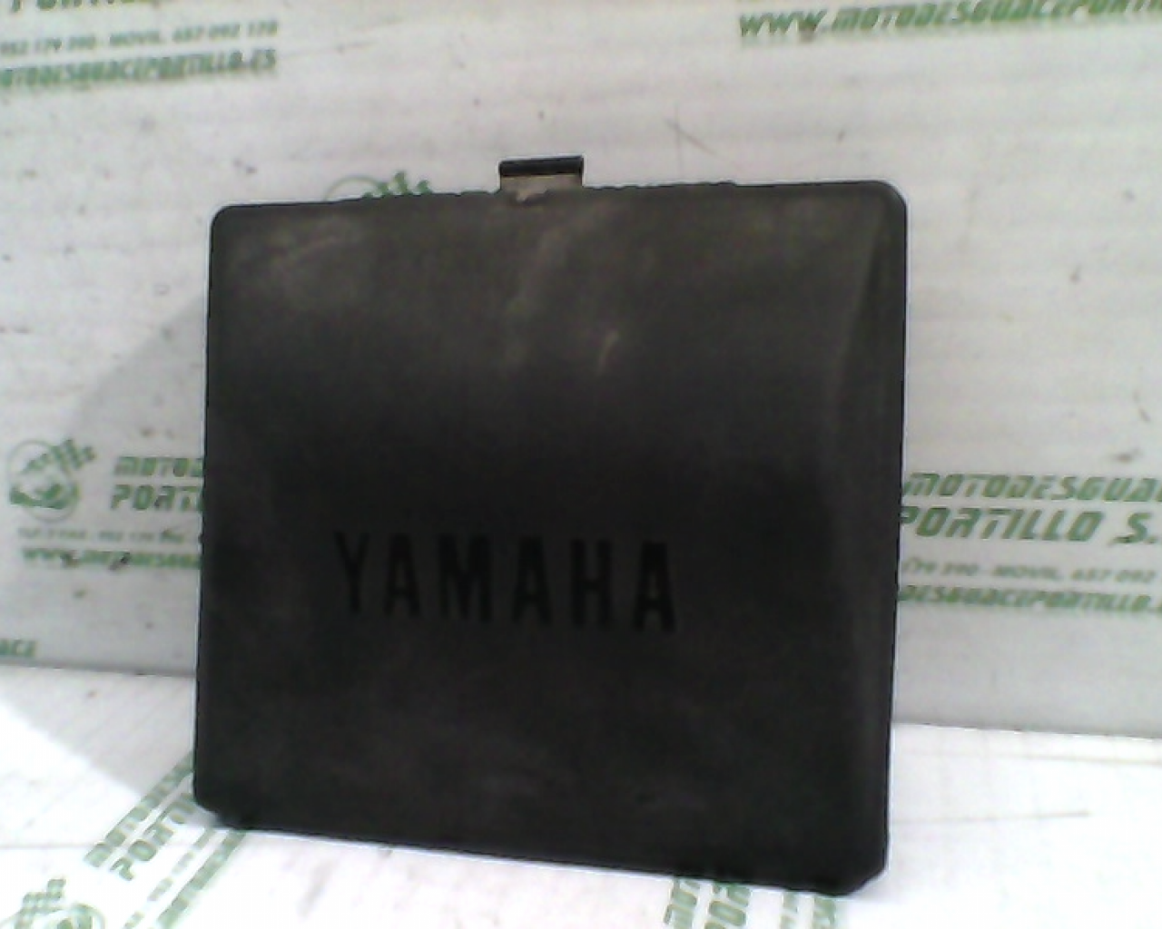 Caja de herramienta Yamaha special 250 (1990-1992)
