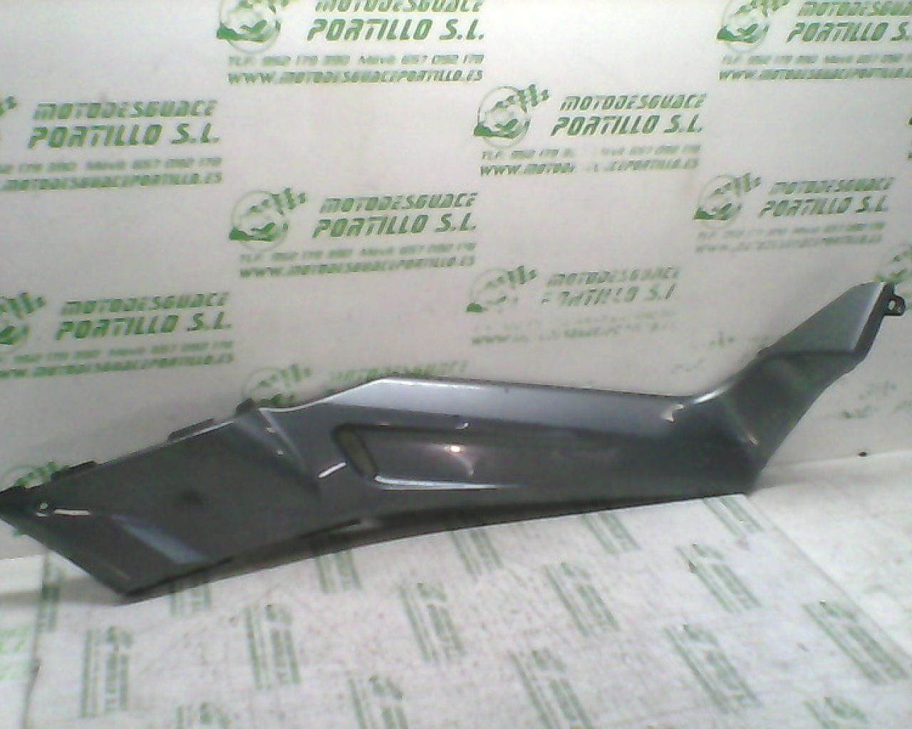 Carcasa lateral derecha Yamaha X MAX 125 (2006-2007)