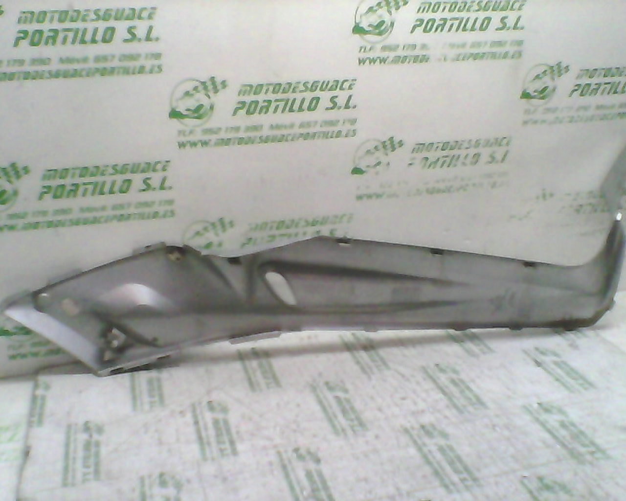 Carcasa lateral izquierda Yamaha X MAX 125 (2006-2007)