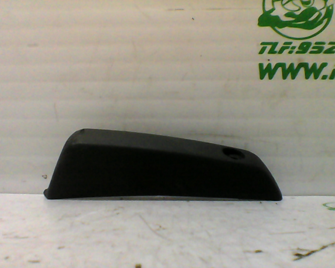 Embellecedor de carcasa delantera derecha  Yamaha X MAX 125 (2006-2007)