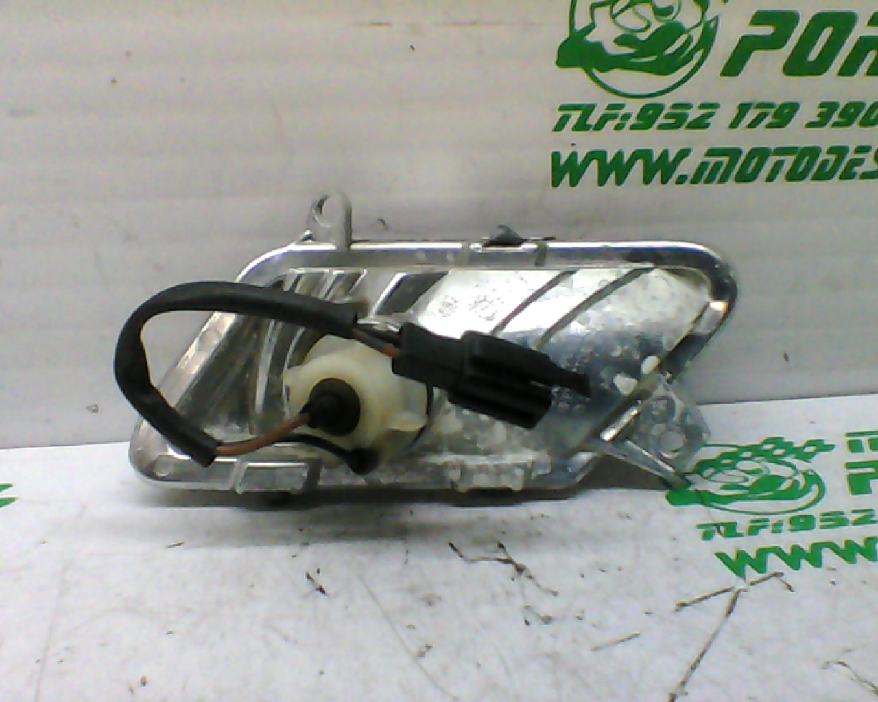 Intermitente delantero izquierdo Yamaha X MAX 125 (2006-2007)