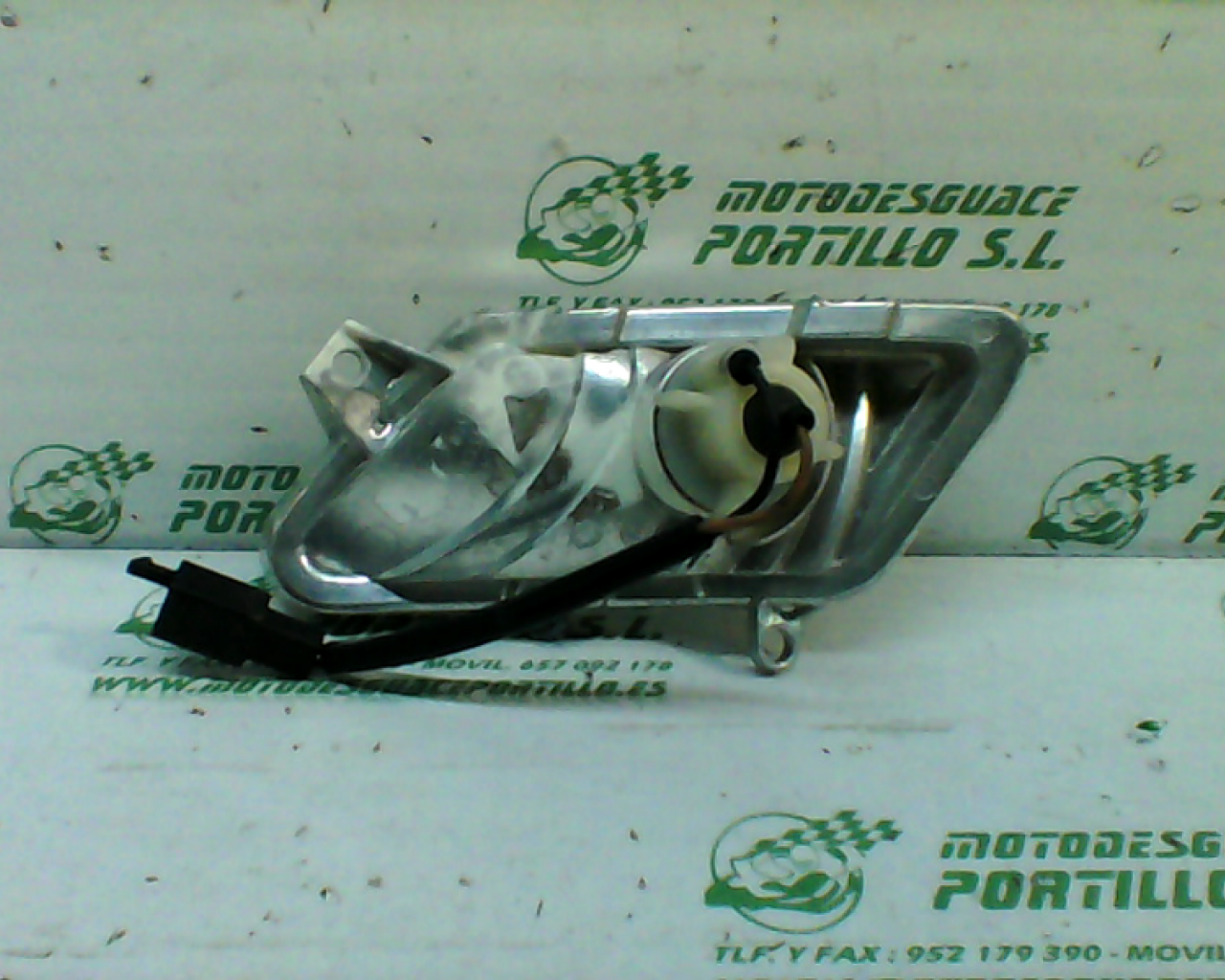 Intermitente delantero izquierdo Yamaha X MAX 125 (2006-2007)