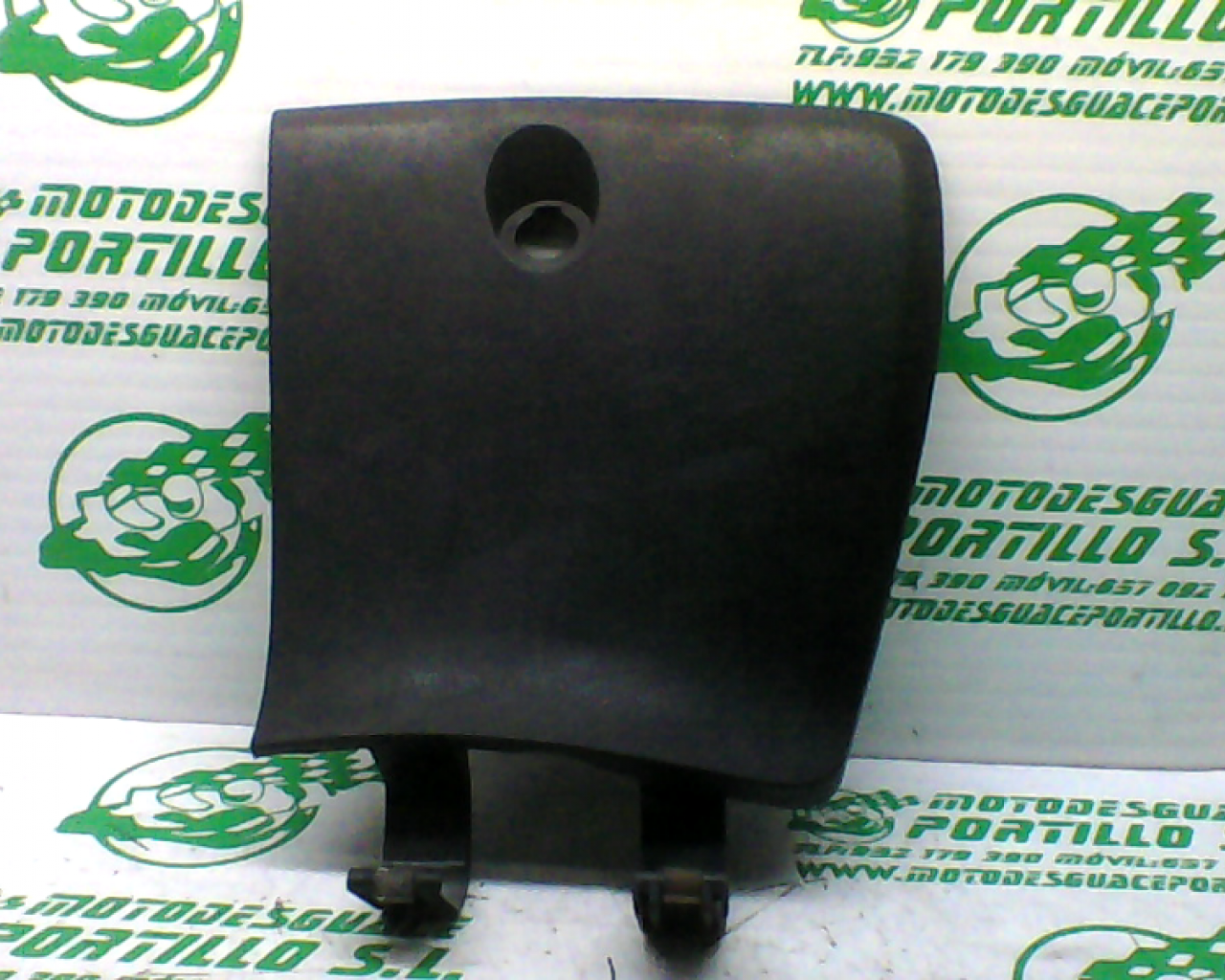 Puerta de guantera Yamaha X MAX 125 (2006-2007)