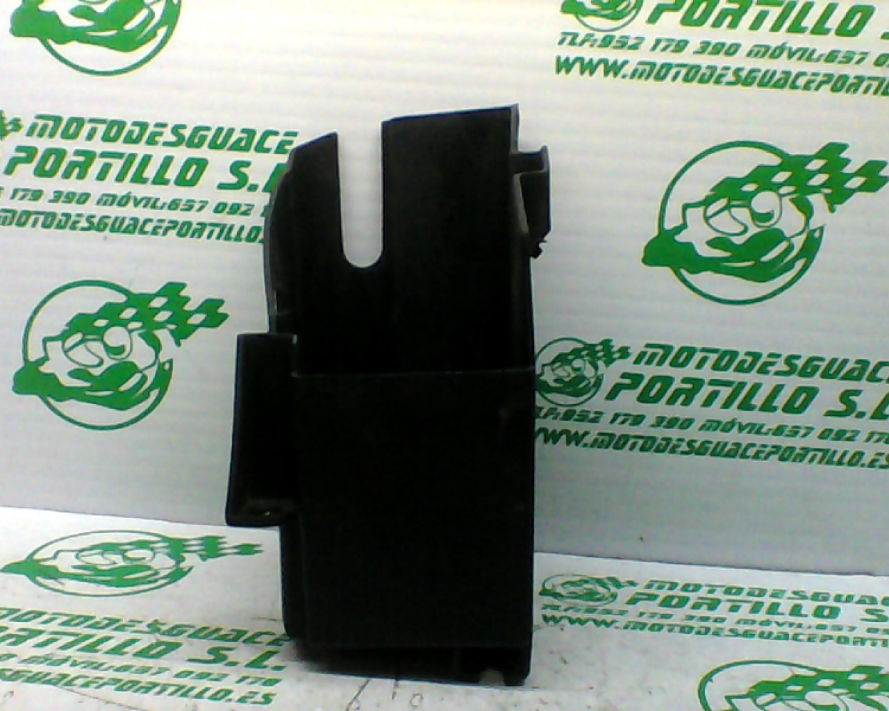 Caja batería Yamaha XMAX 250 (2005-2007)