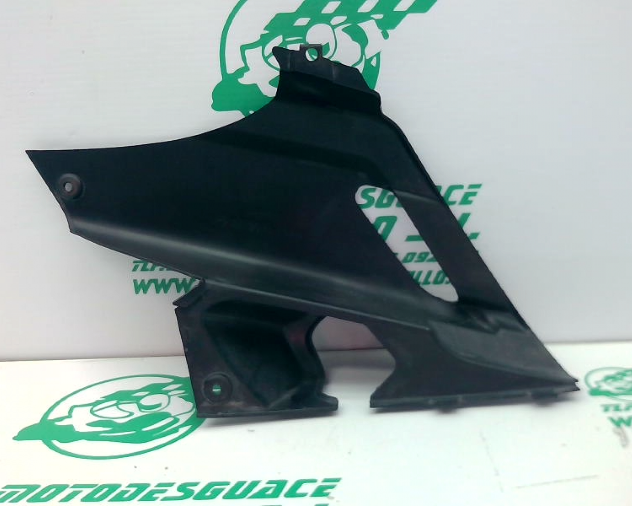 Quilla izquierda Yamaha XMAX 250 (2005-2007)