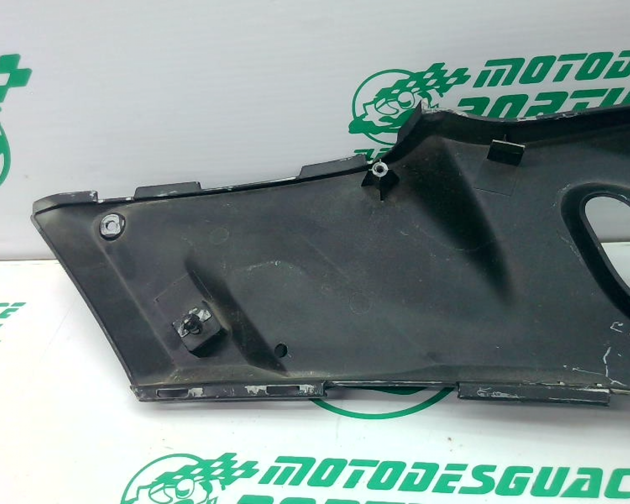 Carcasa lateral izquierda Yamaha XMAX 250I (2007-2009)