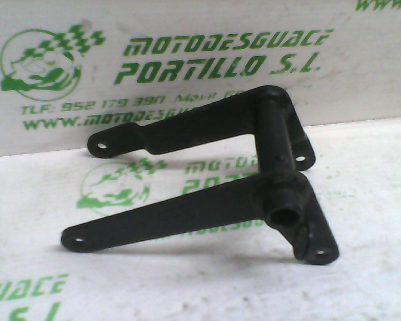 Soporte de motor Yamaha XT-125-X (2005-2006)