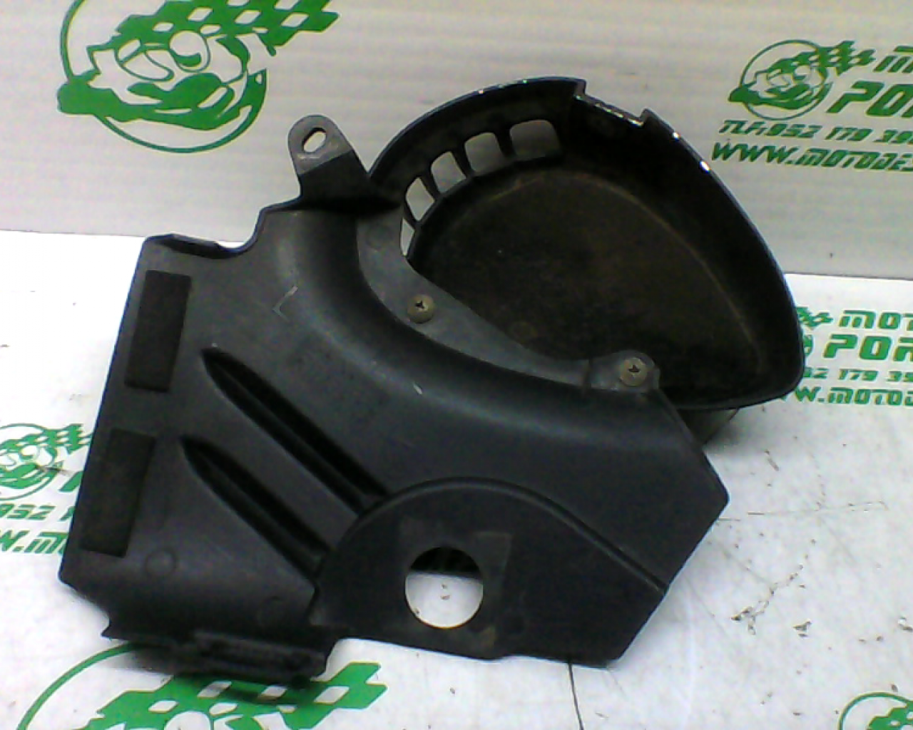 Carcasa delantera izquierda Yamaha YBR 125 i (2007-2008)