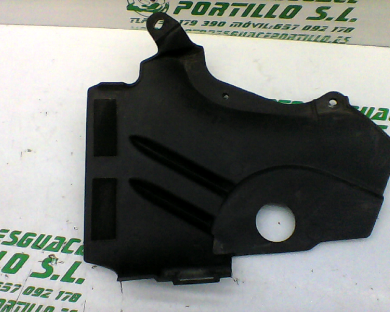 Embellecedor chasis izquierdo Yamaha YBR 125 i (2007-2008)